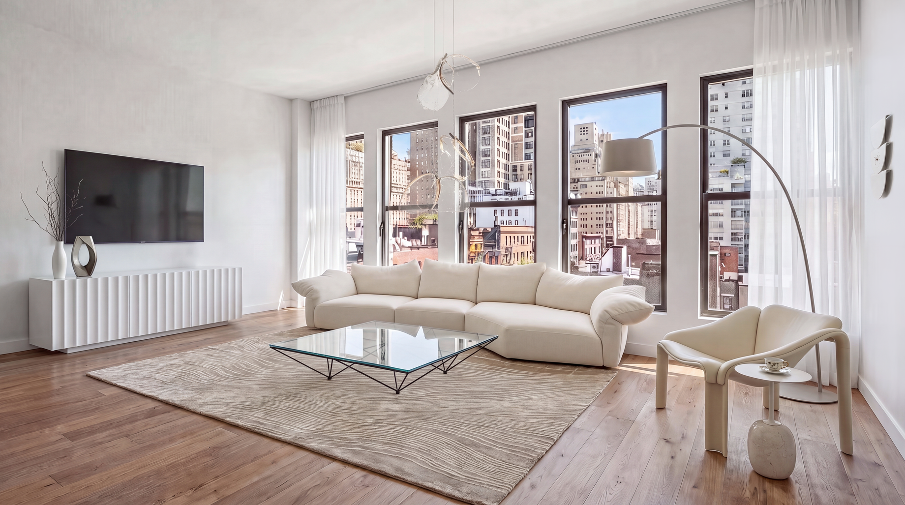 181 MacDougal Street, New York - Living Room Interior
