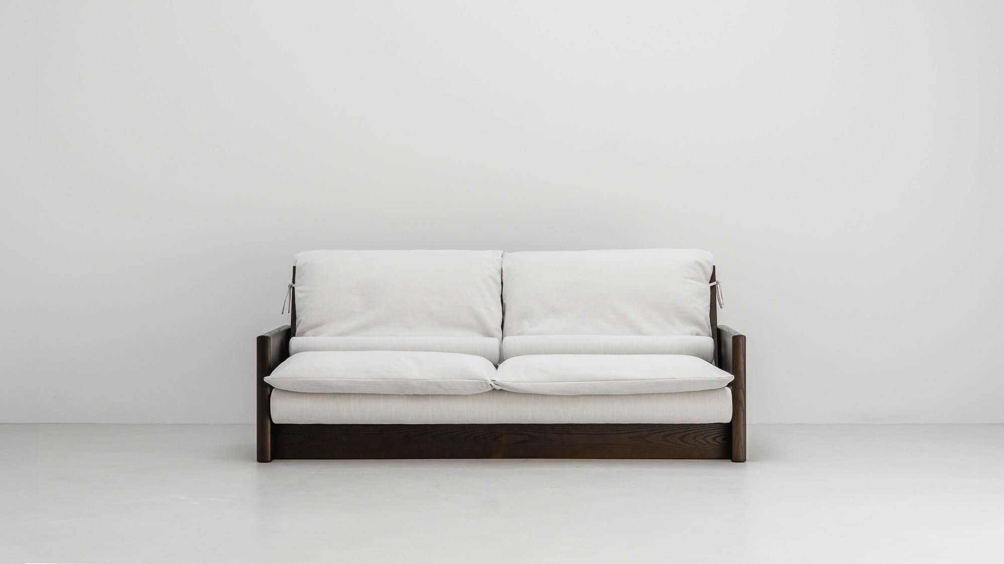 Boryo Sofa