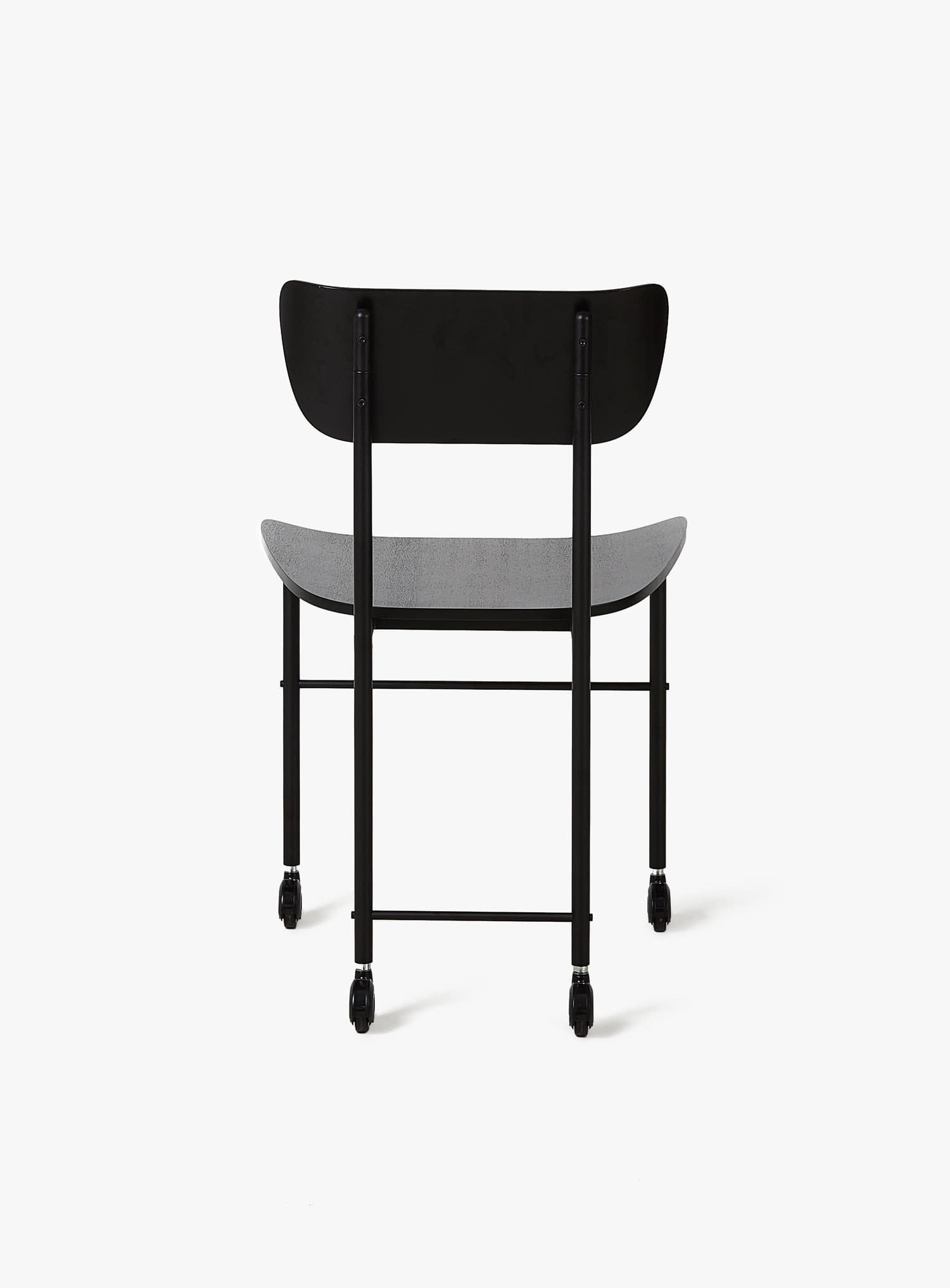 25Pi Chair in the black