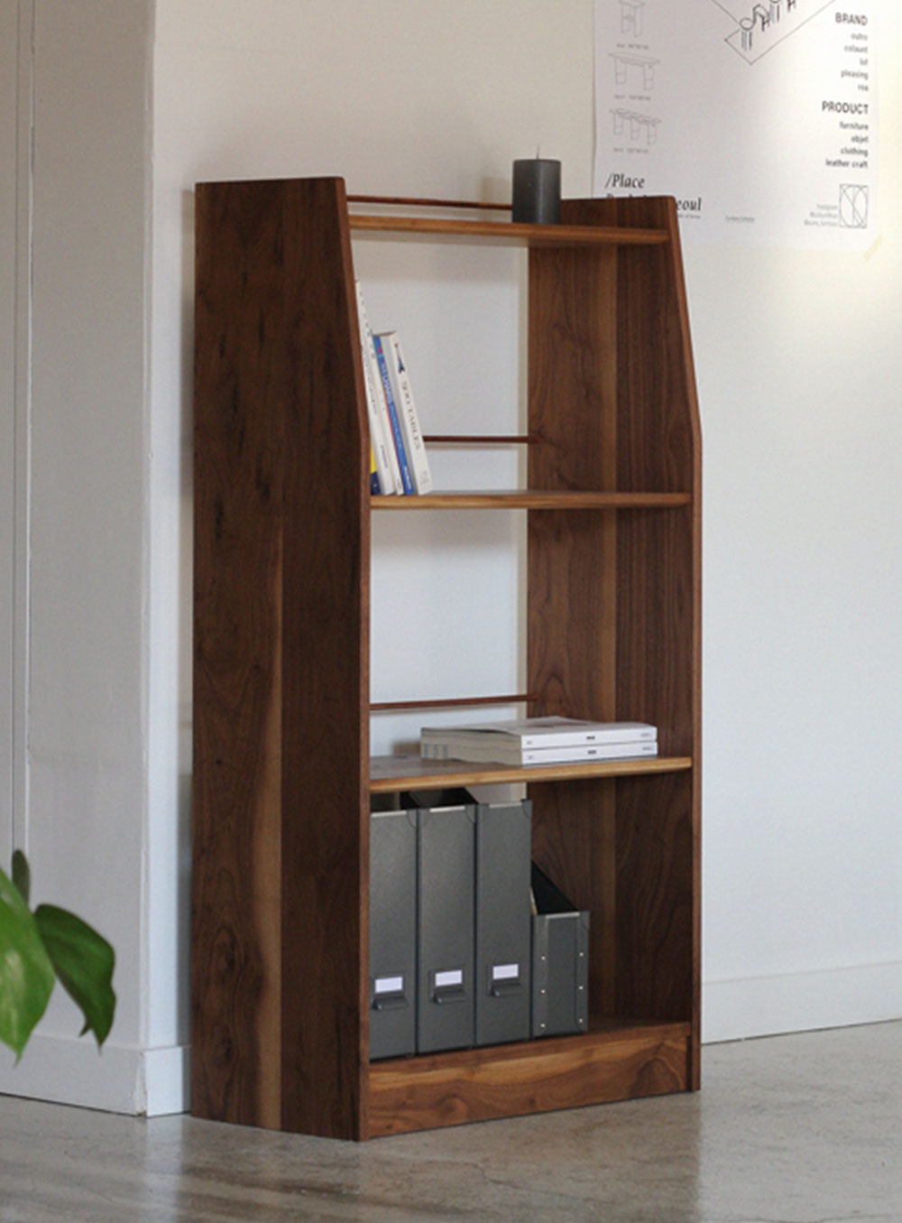 Bookcase 01