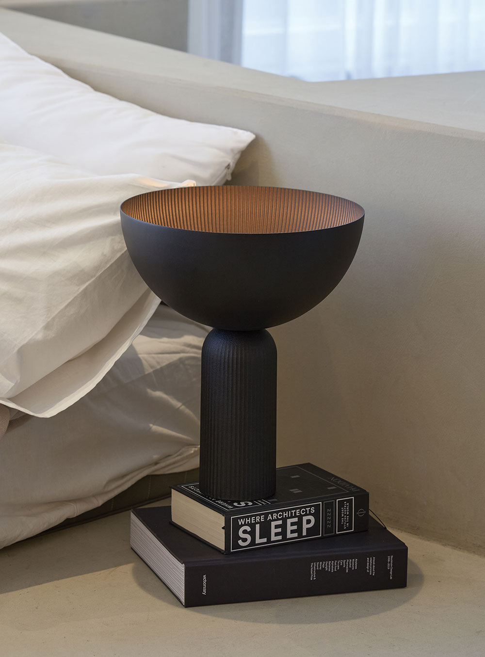 Weibeu Table Lamp