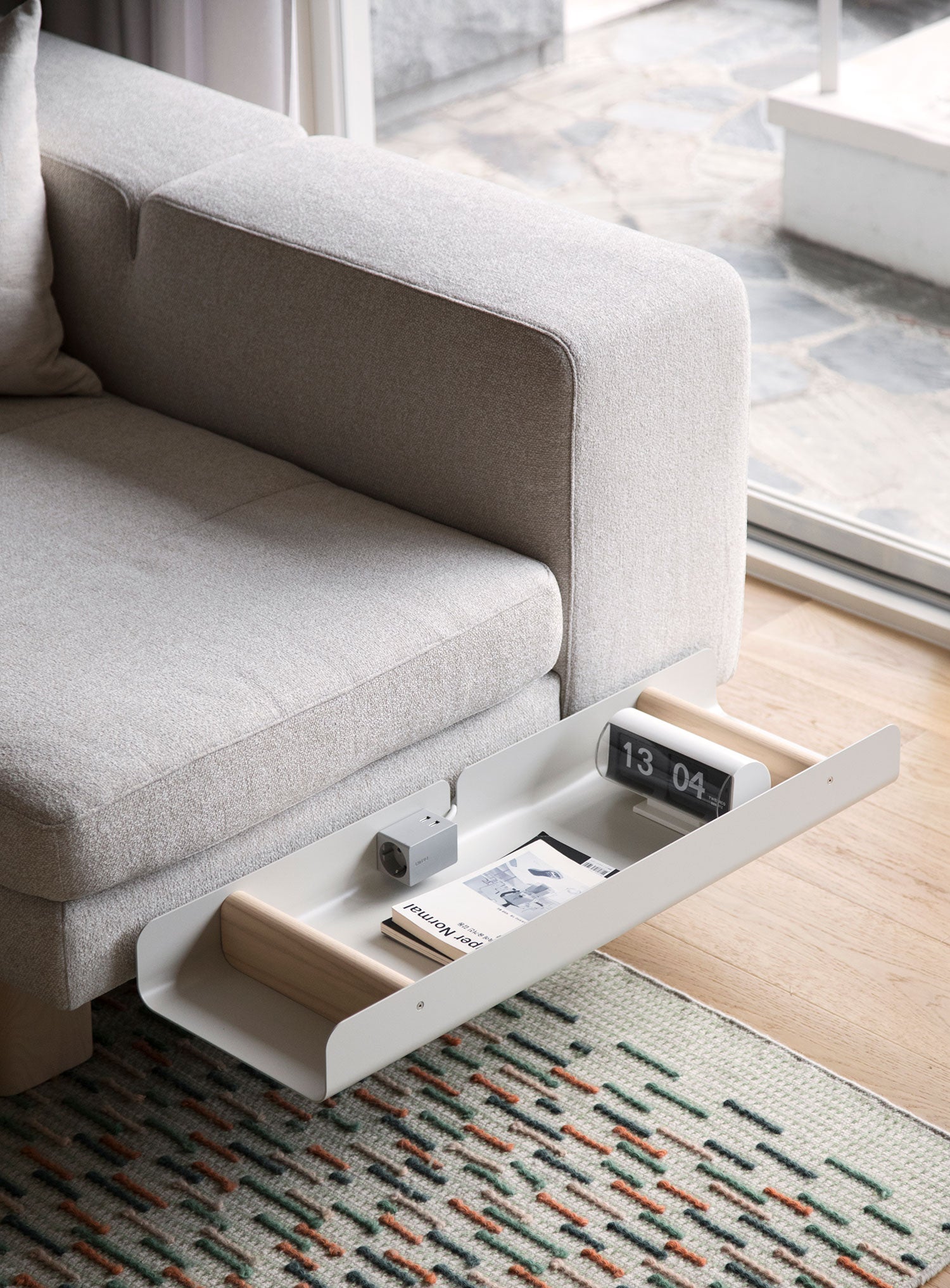 AROUND AMENITY TRAY