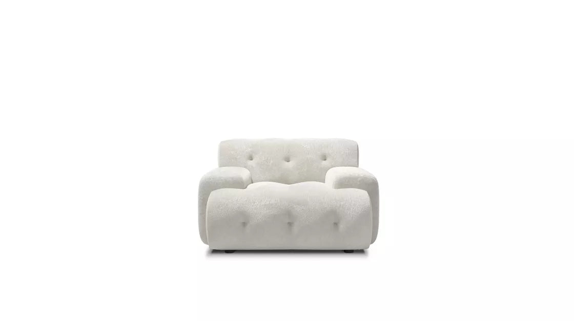 blogger 3 | ARMCHAIR
