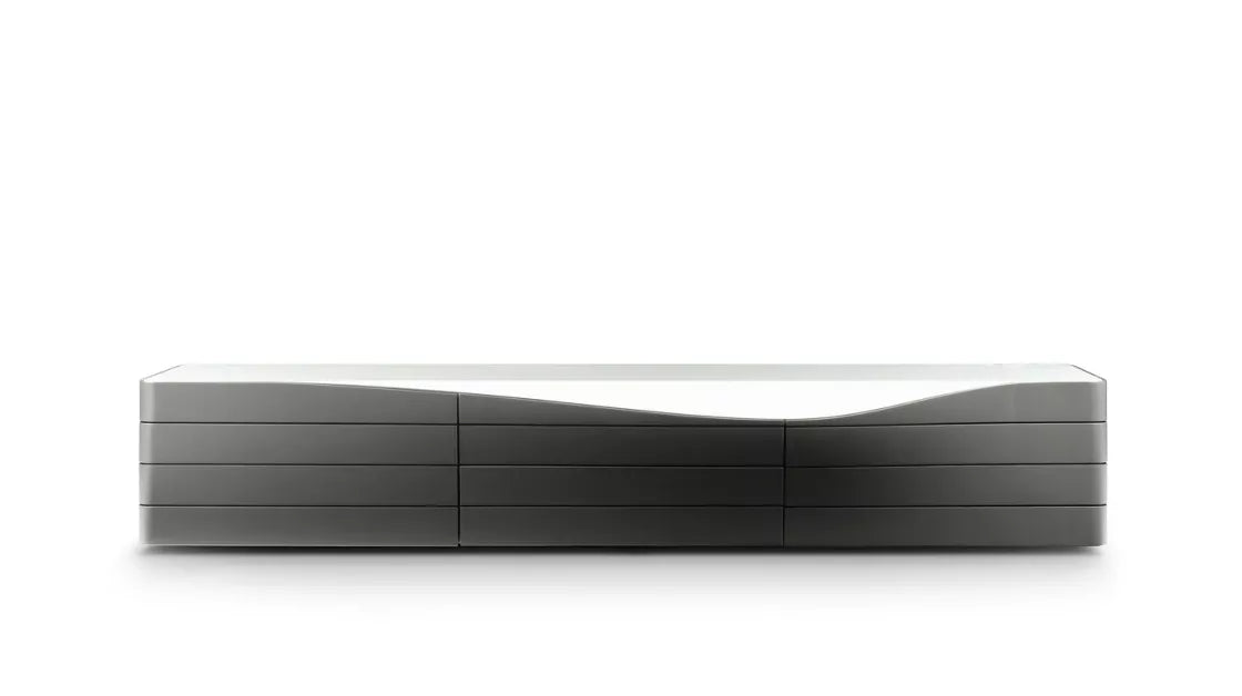 ora ito | TV unit