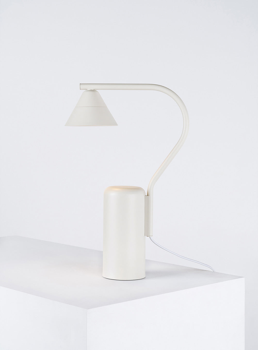 Beodeu Table Lamp