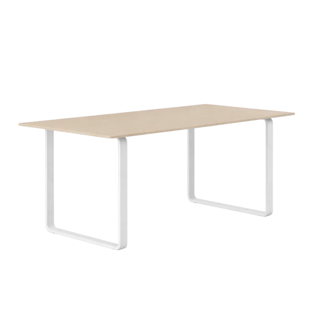 70/70 Table - view 1