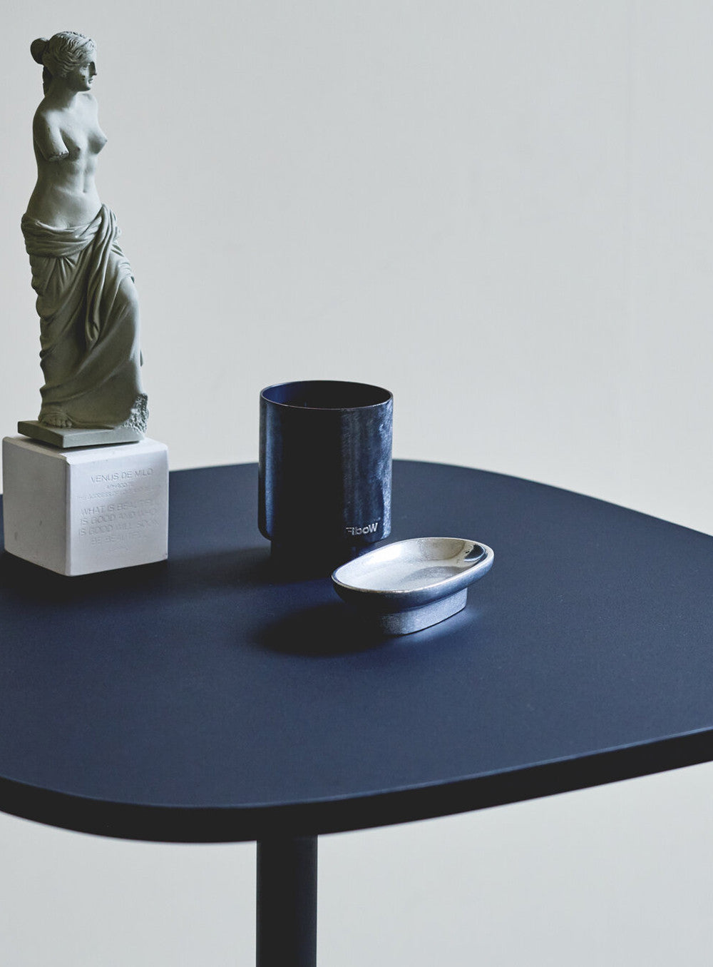 OSTERIA Table