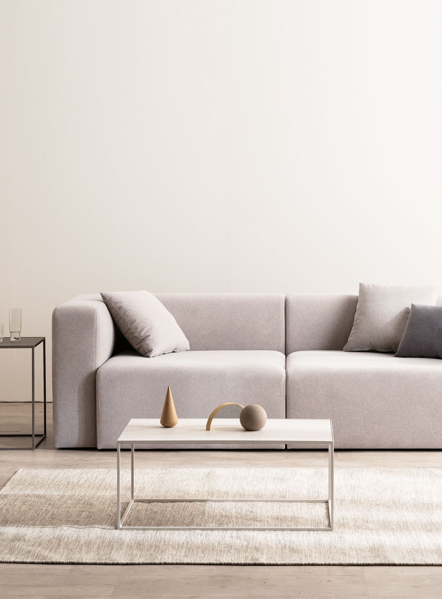 DUBU SOFA