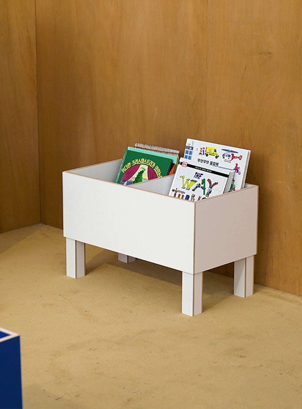 BOOK BIN