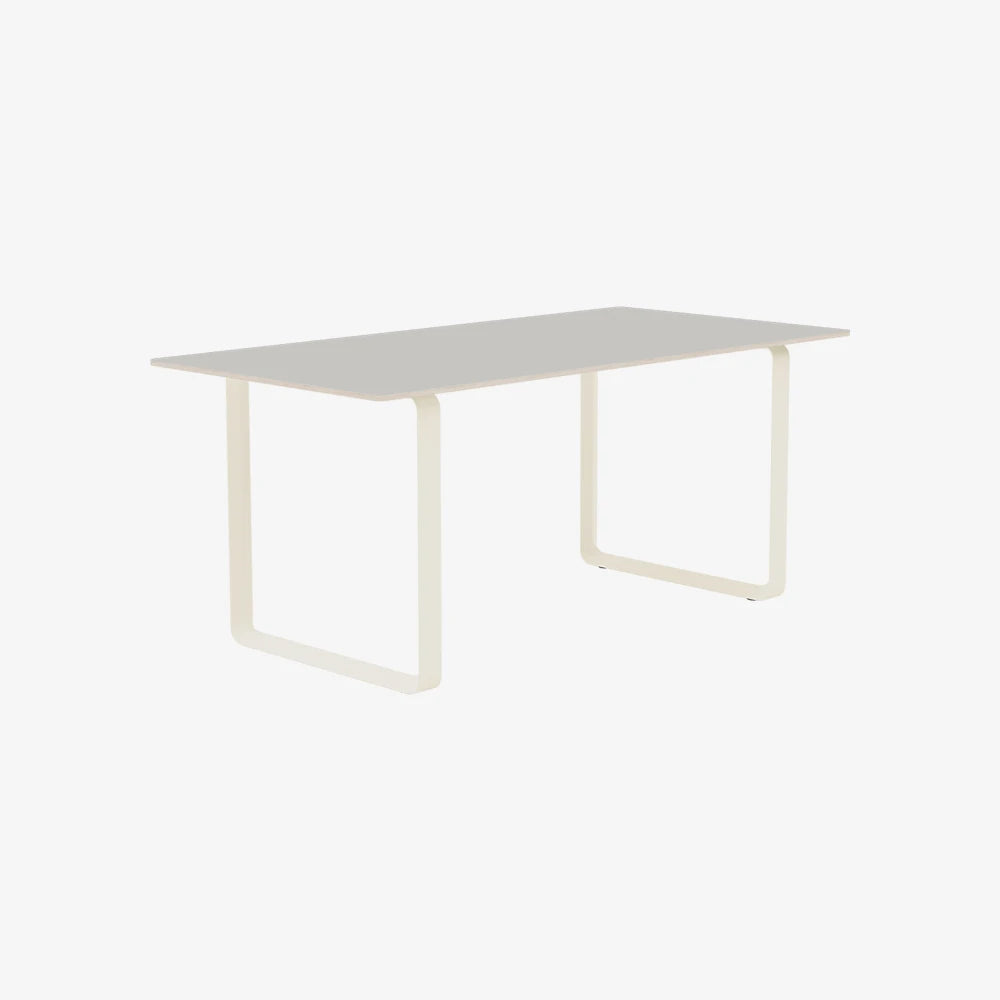 70/70 Table 170 - view 1