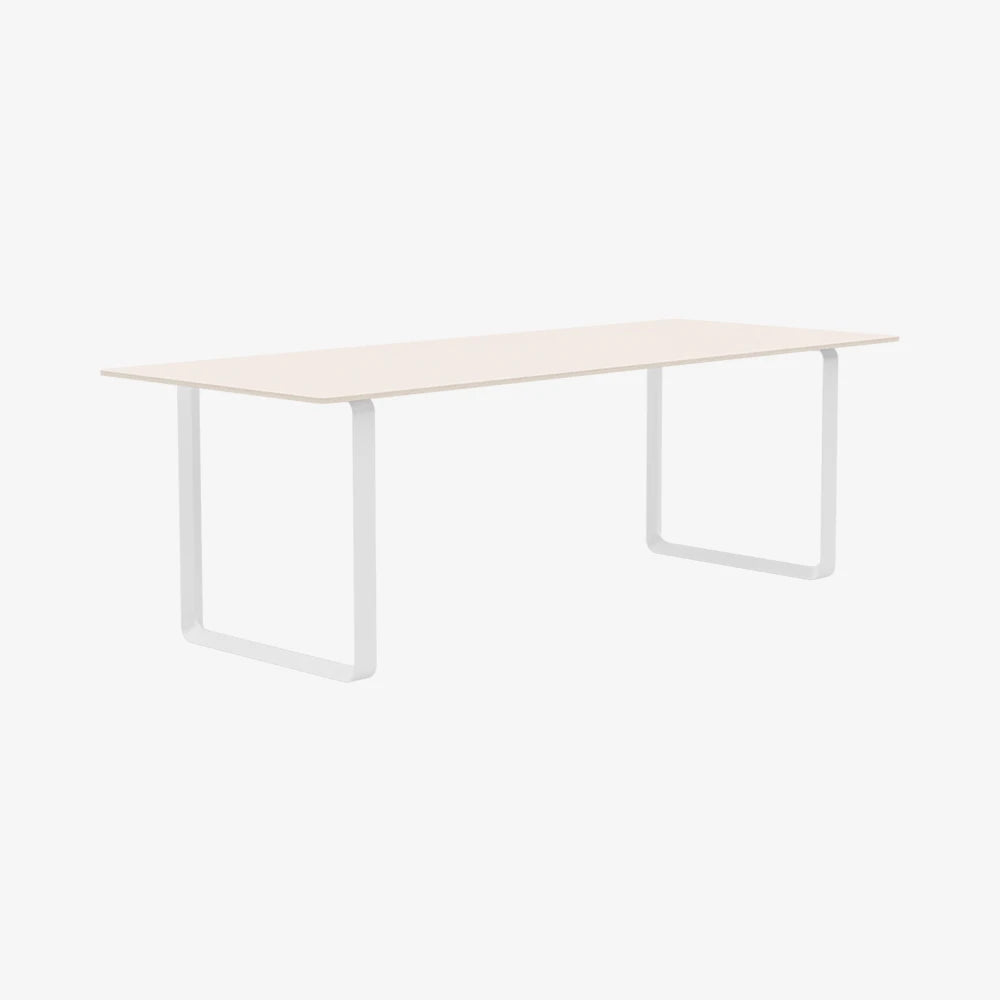 70/70 Dining Table 225 - view 1