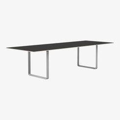70/70 Table 295 - view 1