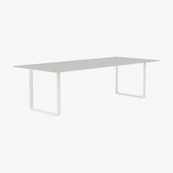 70/70 Table 255 - view 1