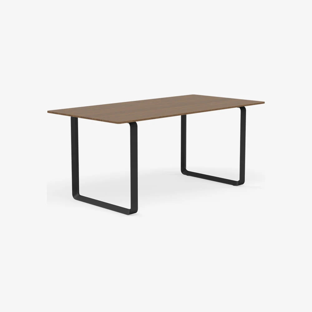 70/70 Table 170 - view 1