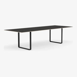 70/70 Table 295 - view 1