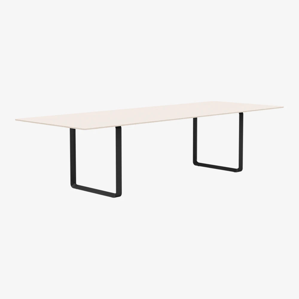 70/70 Table 295 - view 1