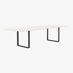 70/70 Table 295 - view 1