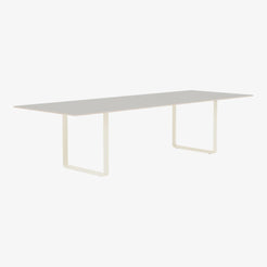 70/70 Table 295 - view 1