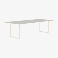 70/70 Table 255 - view 1