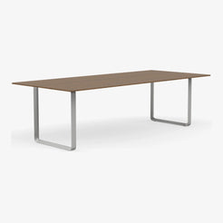 70/70 Table 295 - view 1