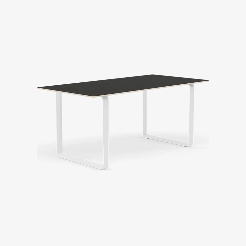 70/70 Table 170 - view 1