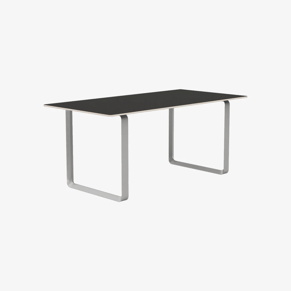 70/70 Table 170 - view 1
