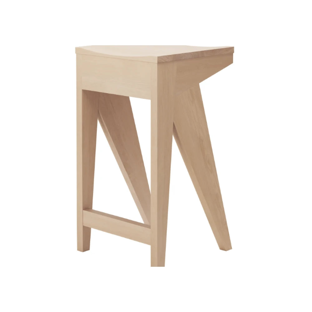 Schul Stool H65 - Waxed Oak with White Pigment - view 1