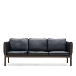 CH163 Sofa 3-seater Walnut Oil Leather-Thor 301 - view 1