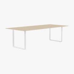 70/70 Table 255 - view 1