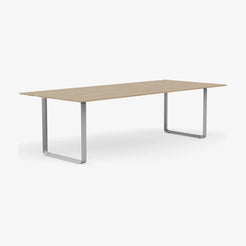 70/70 Table 255 - view 1