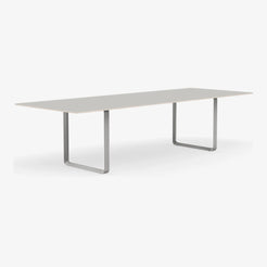 70/70 Table 295 - view 1
