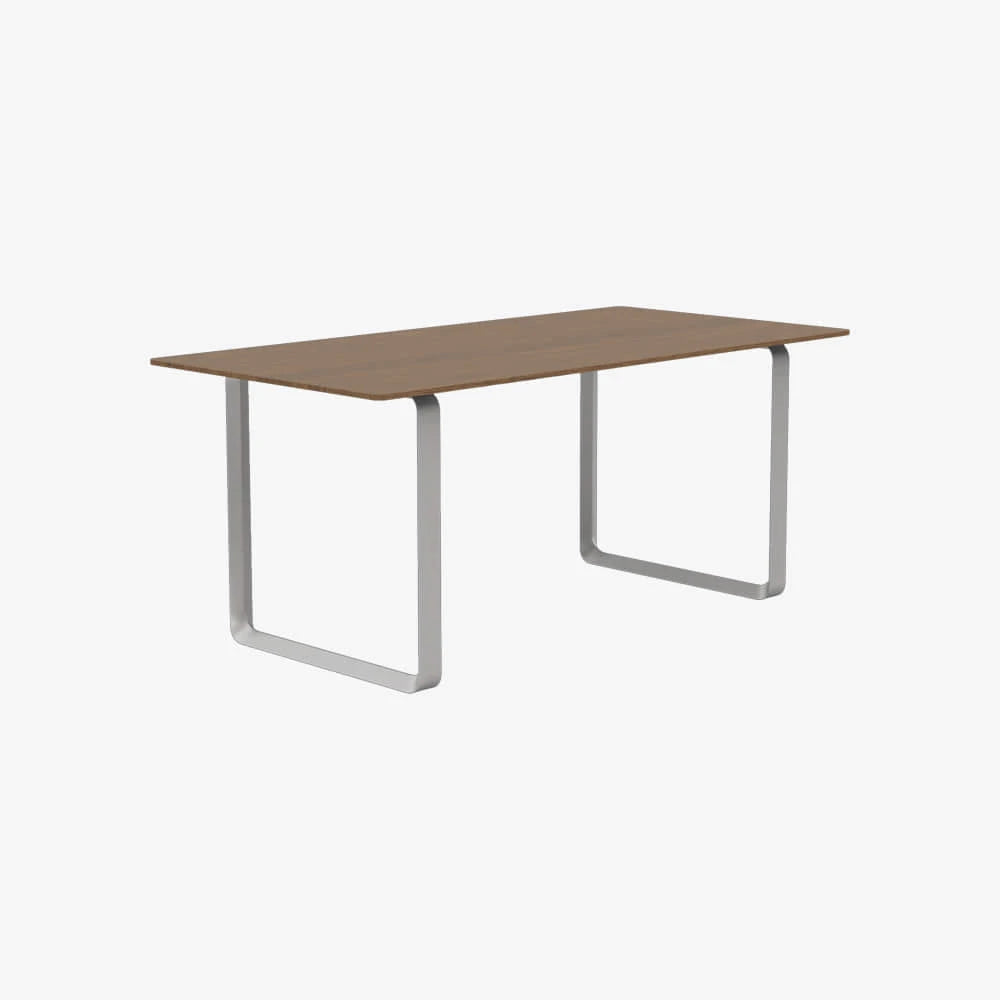 70/70 Table 170 - view 1