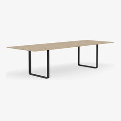 70/70 Table 295 - view 1