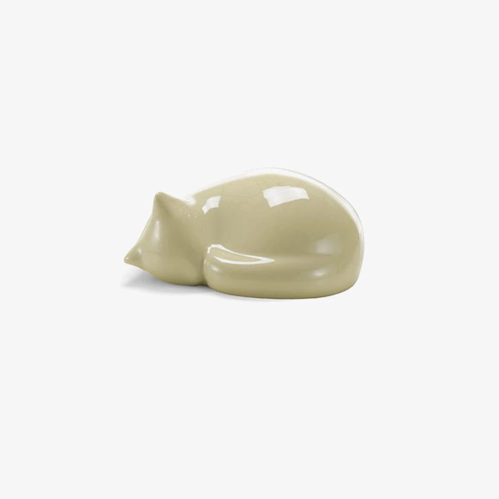 Resting Cat Beige - view 1