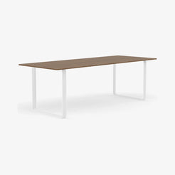 70/70 Table 225 - view 1