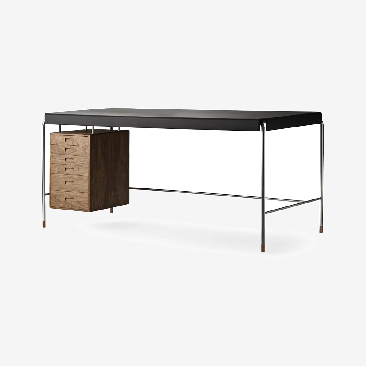 AJ52 Society Table Walnut Oil & Leather-Freja 2002 Stainless Steel