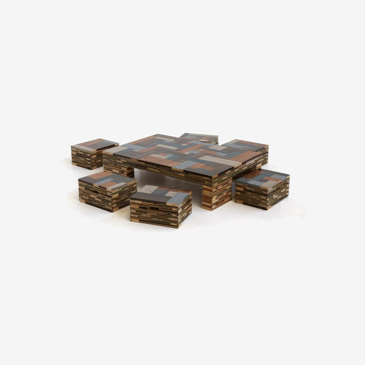Waste Coffeecube with 6 Stools in Scrapwood