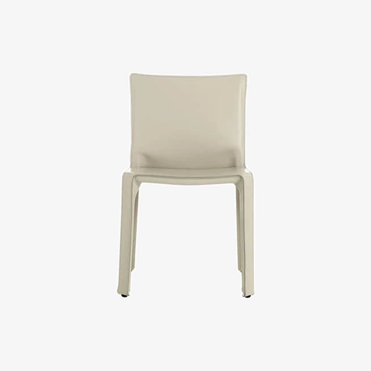Cab 412 Chair (Saddle leather. Mat Ivory)