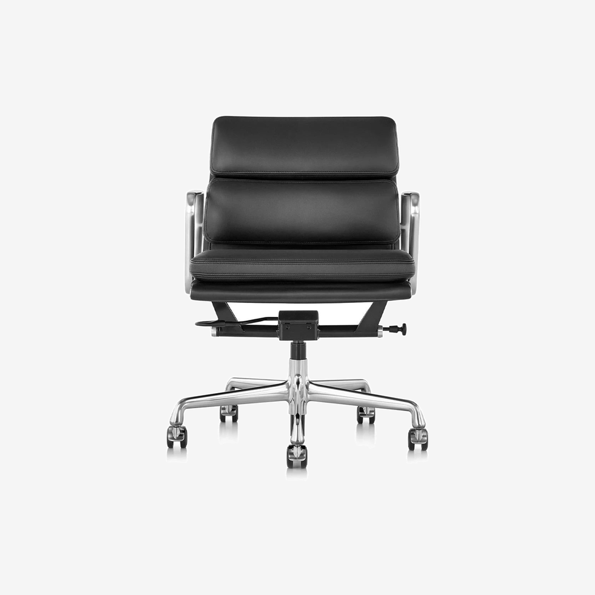 Eames Soft Pad Management Chair