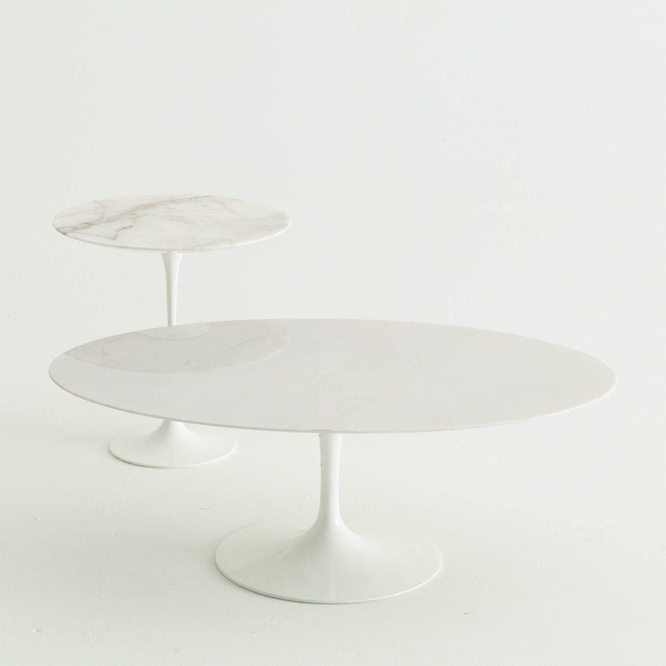 Saarinen Oval coffee tables - view 1